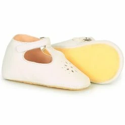Easy Peasy LILLYP Pantoufles / Chaussons Couleur Blanc -Pas Cher Easy Peasy Magasin 18339814 500 C
