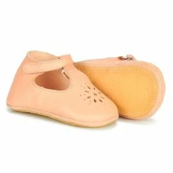 Easy Peasy LILLYP Pantoufles / Chaussons Couleur Rose -Pas Cher Easy Peasy Magasin 18339816 500 C