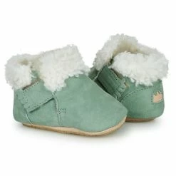 Easy Peasy FOUBLU Pantoufles / Chaussons Couleur Vert -Pas Cher Easy Peasy Magasin 19302122 500 D