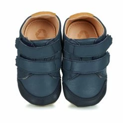 Easy Peasy IRUN B Pantoufles / Chaussons Couleur Bleu -Pas Cher Easy Peasy Magasin 19302157 500 B